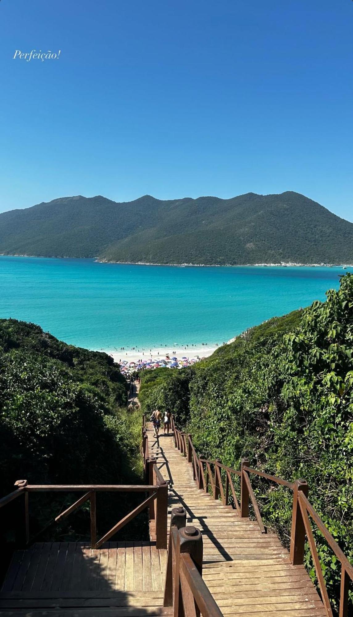 Atenas Com Hidro Aquecida - Arraial do Cabo